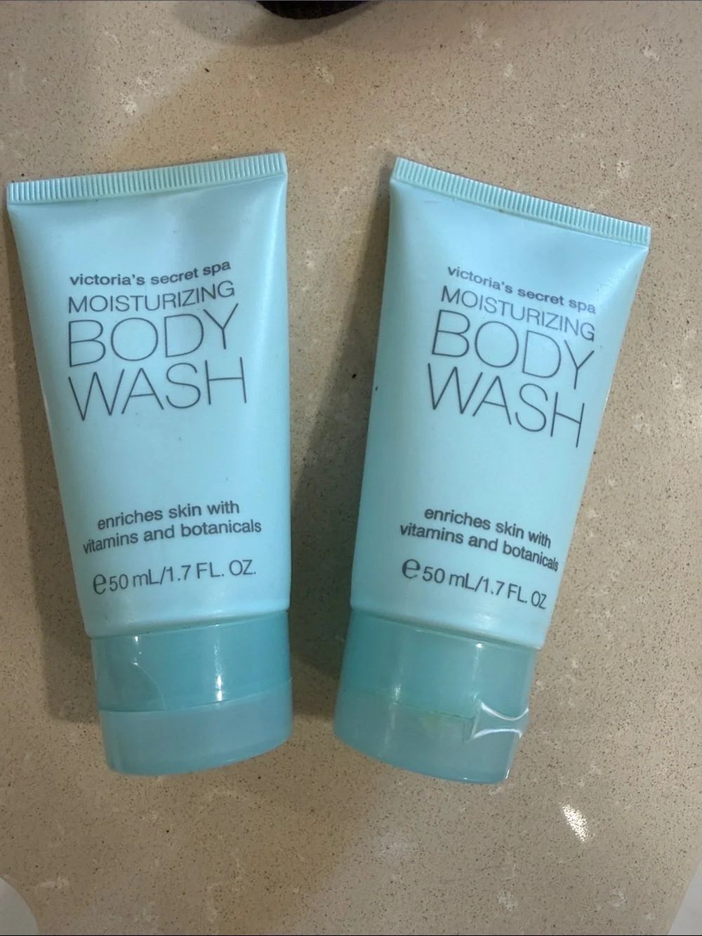 Victoria's Secret Moisturizing Body Wash - Aqua Blue Tubes bundle 2